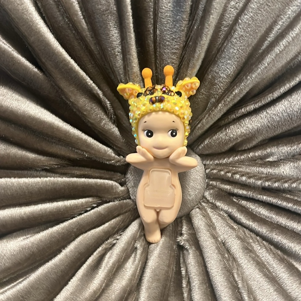 New Custom Bedazzled Sonny Angel Giraffe